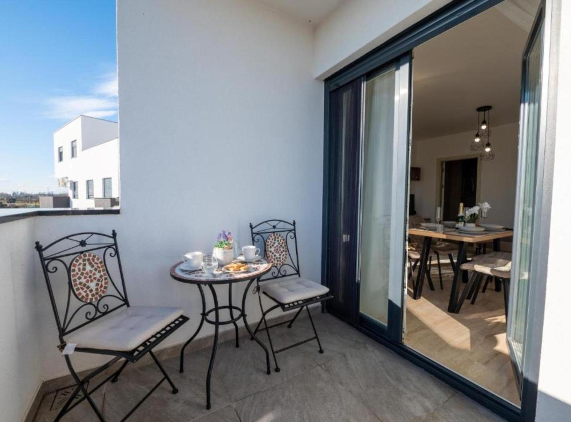 Apartment Kona - Free Parking & Self Check-In Ivanja Reka Экстерьер фото